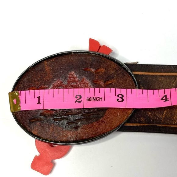 Levi’s Hand Tooled Hand Painted Leather Belt - Picture 10 of 12